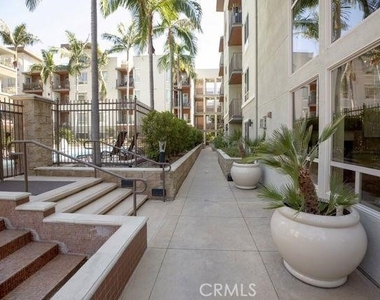 100 S Alameda - Photo Thumbnail 9