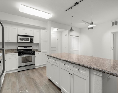 100 S Alameda - Photo Thumbnail 33