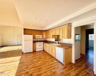 641 Ocean View Drive - Photo Thumbnail 7