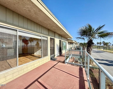 641 Ocean View Drive - Photo Thumbnail 2