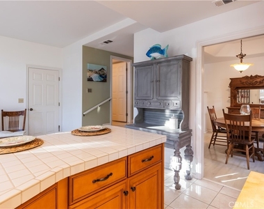 24421 Santa Clara Avenue - Photo Thumbnail 7