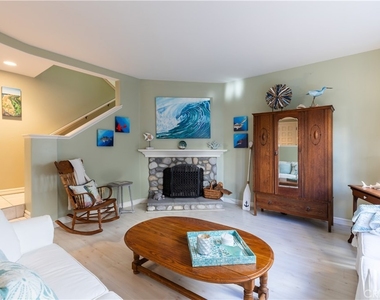 24421 Santa Clara Avenue - Photo Thumbnail 12