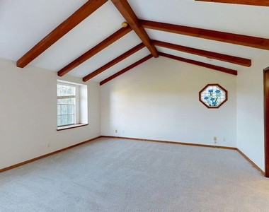 4339 Alhama Drive - Photo Thumbnail 13