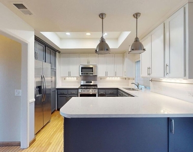 4339 Alhama Drive - Photo Thumbnail 6