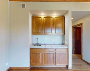4339 Alhama Drive - Photo Thumbnail 4
