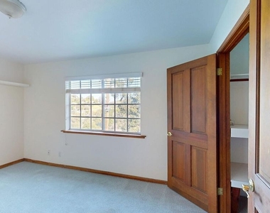4339 Alhama Drive - Photo Thumbnail 16