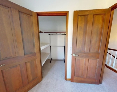 4339 Alhama Drive - Photo Thumbnail 17