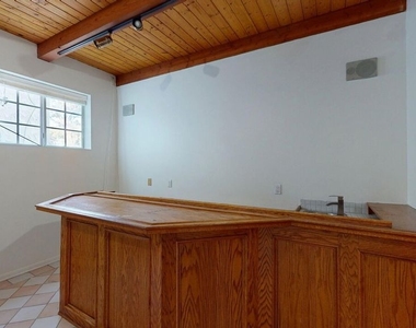 4339 Alhama Drive - Photo Thumbnail 11
