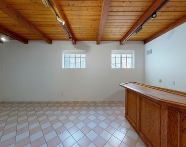 4339 Alhama Drive - Photo Thumbnail 10