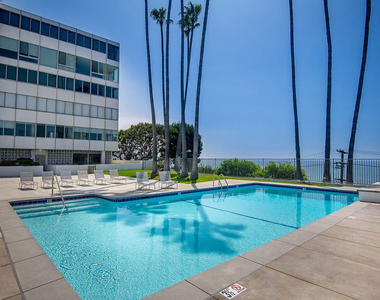 17366 W Sunset Boulevard - Photo Thumbnail 24