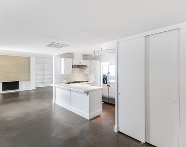 17366 W Sunset Boulevard - Photo Thumbnail 1