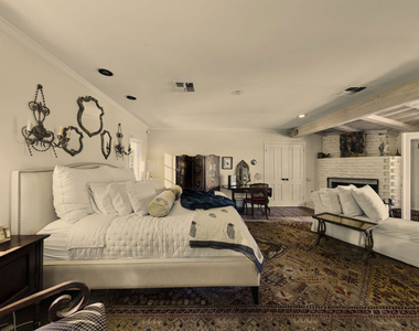 13166 Valley Vista Boulevard - Photo Thumbnail 21
