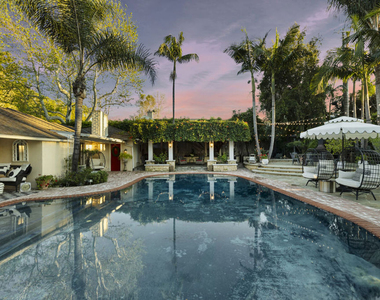 13166 Valley Vista Boulevard - Photo Thumbnail 5