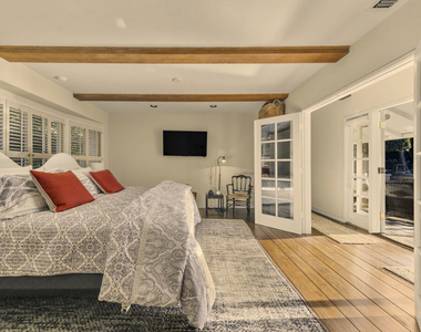 13166 Valley Vista Boulevard - Photo Thumbnail 29