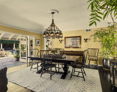 13166 Valley Vista Boulevard - Photo Thumbnail 11