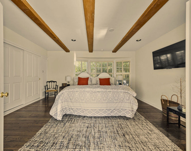 13166 Valley Vista Boulevard - Photo Thumbnail 30