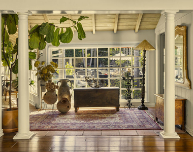 13166 Valley Vista Boulevard - Photo Thumbnail 9