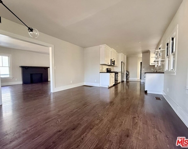 854 Serrano Place - Photo Thumbnail 3