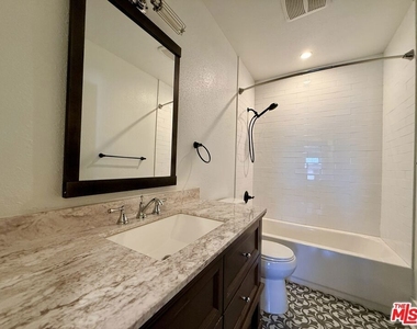 854 Serrano Place - Photo Thumbnail 7