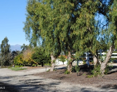285 Crestview Avenue - Photo Thumbnail 34