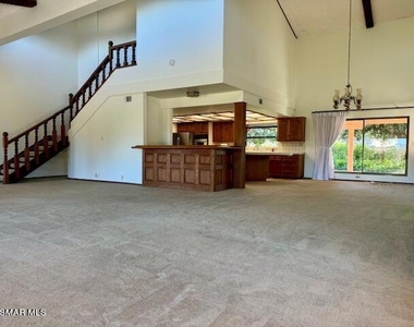 285 Crestview Avenue - Photo Thumbnail 11