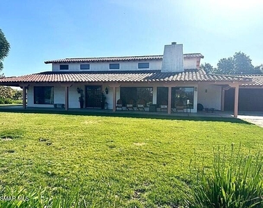 285 Crestview Avenue - Photo Thumbnail 2