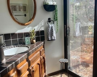 285 Crestview Avenue - Photo Thumbnail 27