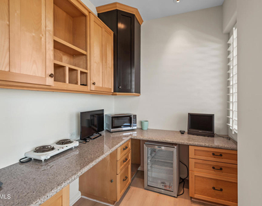 11844 Beach Club Way - Photo Thumbnail 31