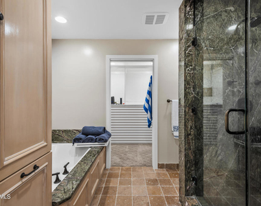 11844 Beach Club Way - Photo Thumbnail 23