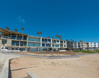 11844 Beach Club Way - Photo Thumbnail 34
