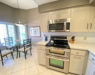 781 Montana Vista Drive - Photo Thumbnail 3