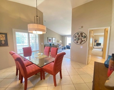 781 Montana Vista Drive - Photo Thumbnail 7