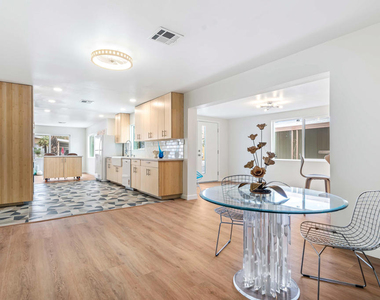 117 Aliso Drive - Photo Thumbnail 12