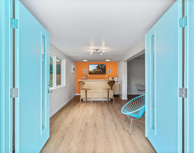 117 Aliso Drive - Photo Thumbnail 6
