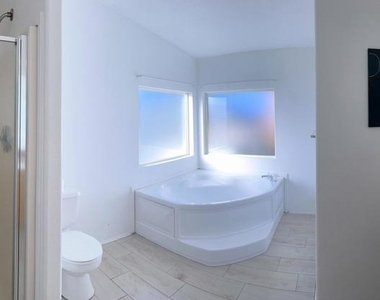 14777 Palm Drive - Photo Thumbnail 14