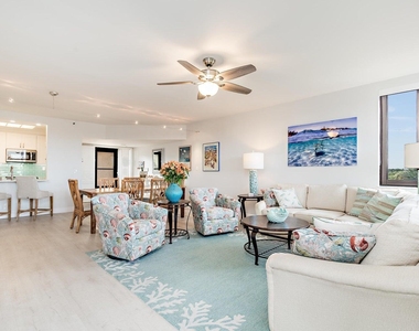 16940 Bay Street N - Photo Thumbnail 4