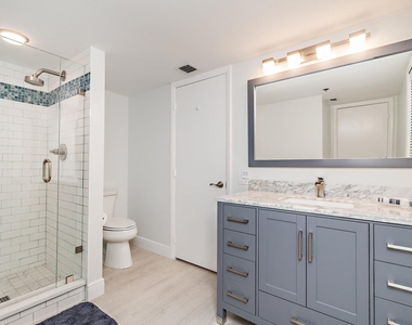 16940 Bay Street N - Photo Thumbnail 15