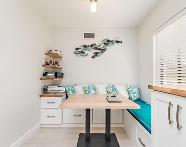 16940 Bay Street N - Photo Thumbnail 9
