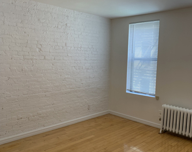 31-79 35th Street - Photo Thumbnail 6