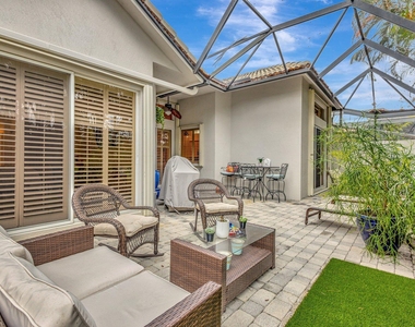 10732 Grande Boulevard - Photo Thumbnail 22