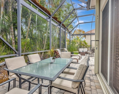 10732 Grande Boulevard - Photo Thumbnail 20