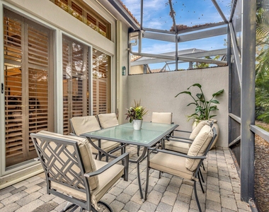 10732 Grande Boulevard - Photo Thumbnail 21