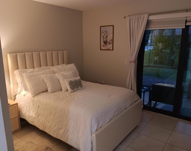 13125 Chadwick Court - Photo Thumbnail 11