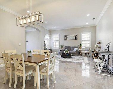 7167 Ivy Crossing Lane - Photo Thumbnail 7