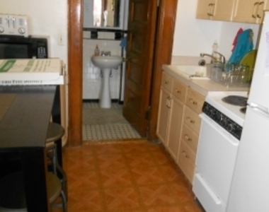 850 Beacon St - Photo Thumbnail 8