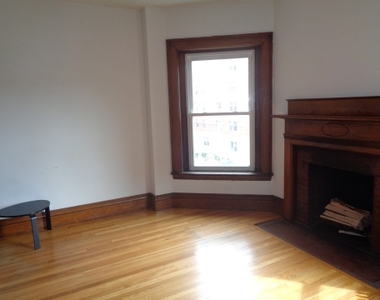 850 Beacon St - Photo Thumbnail 4