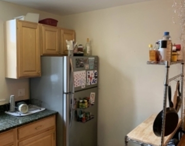 450 Park Dr - Photo Thumbnail 8