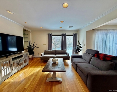 75 Greenway Close - Photo Thumbnail 23