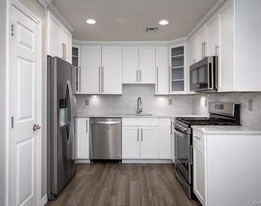 162 Village Green Drive - Photo Thumbnail 2
