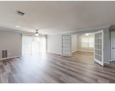 128 Overlook Drive - Photo Thumbnail 7